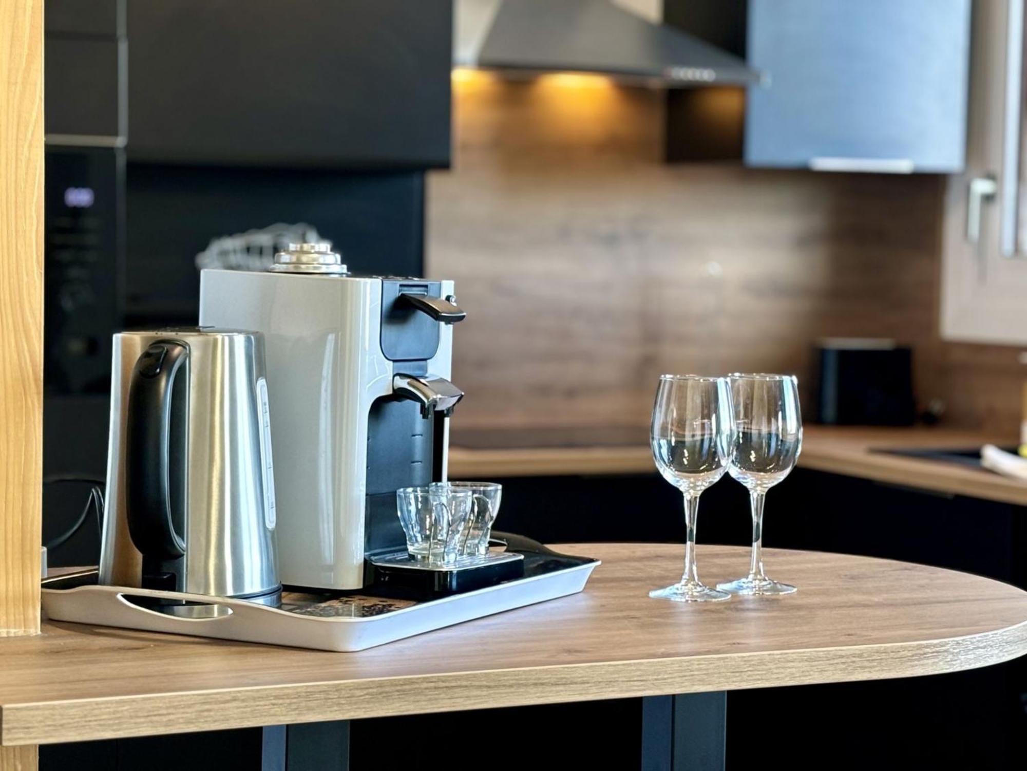 Le Point Virgule - Parking Prive - Climatisation Apartment Монтобан Екстериор снимка